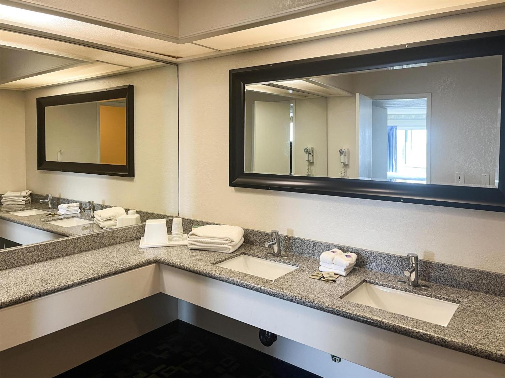Oceanside, Ca - Marina / Camp Pendleton Otel Dış mekan fotoğraf